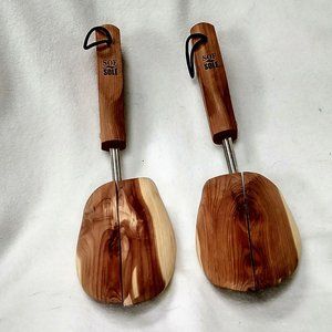 Sof Sole Split Toe Cedar Shoe Tree